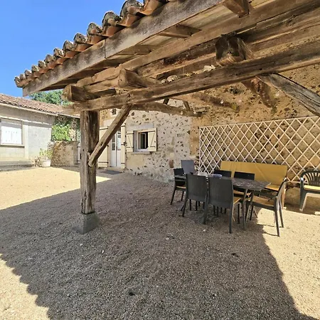Casa de Férias Maison Avec Vue Sur Jardin Et Forãªt - 6 Pers. - Fr-1-616-591